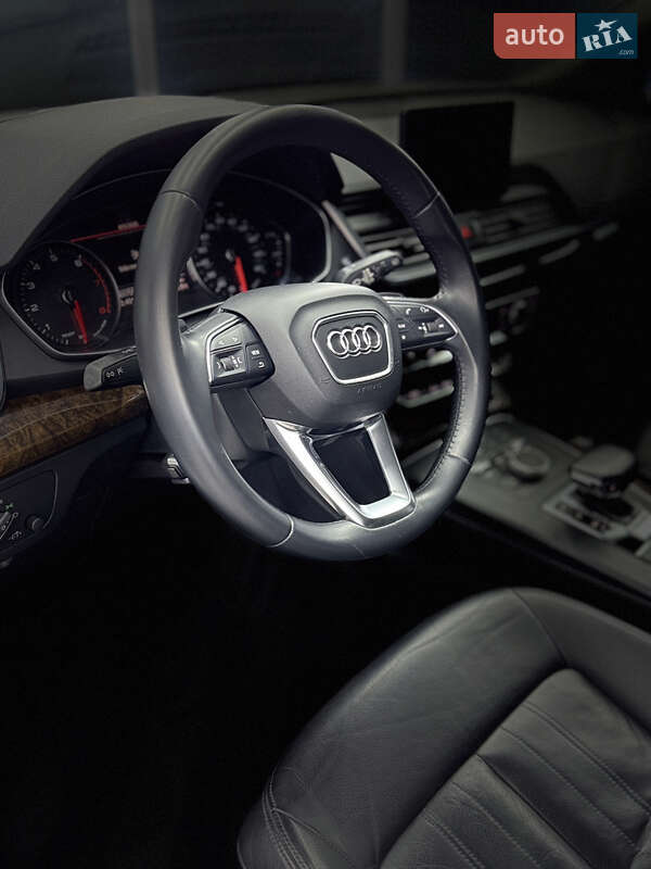 Внедорожник / Кроссовер Audi Q5 2020 в Коломые