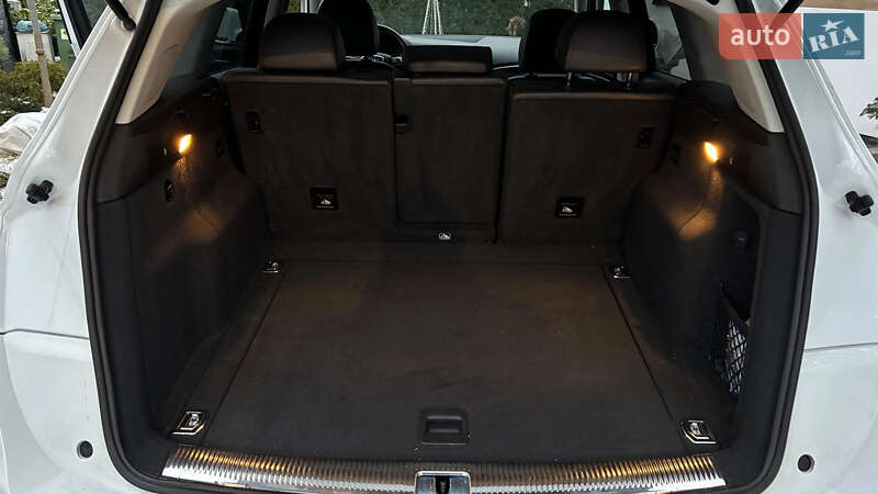 Внедорожник / Кроссовер Audi Q5 2015 в Львове