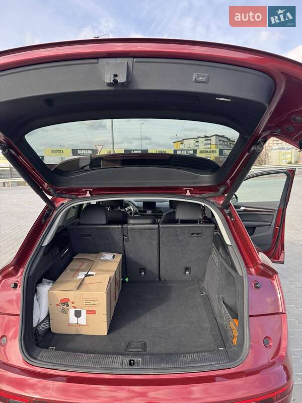 Внедорожник / Кроссовер Audi Q5 2019 в Тернополе