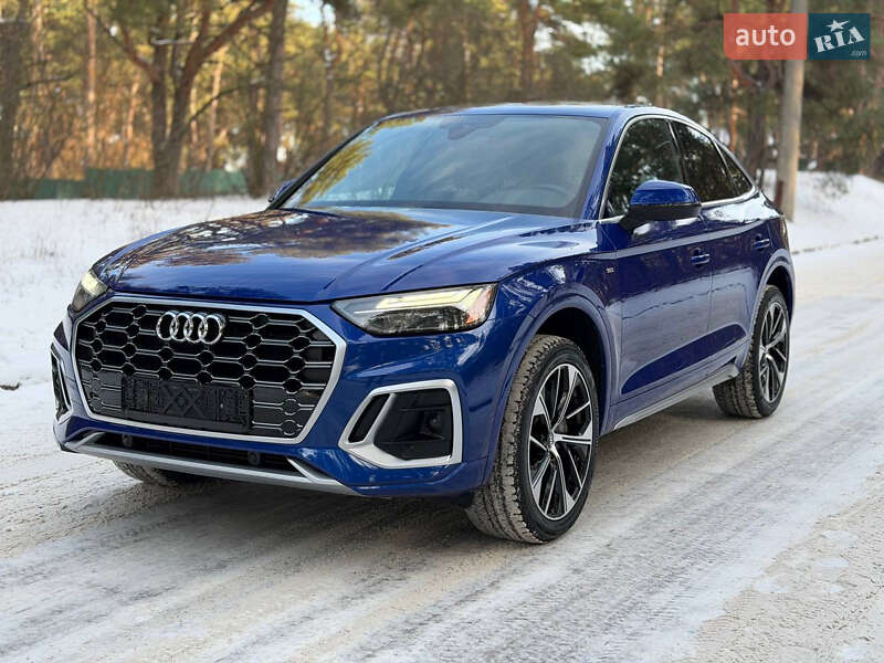 Внедорожник / Кроссовер Audi Q5 2021 в Киеве