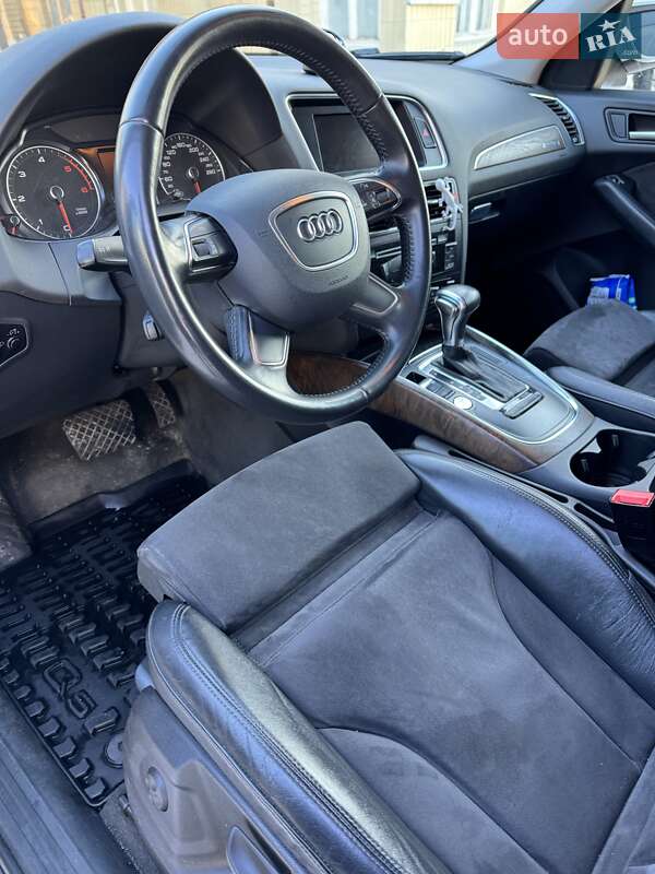 Внедорожник / Кроссовер Audi Q5 2013 в Киеве