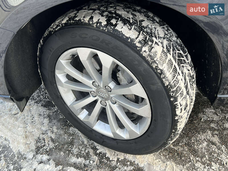 Позашляховик / Кросовер Audi Q5 2015 в Києві