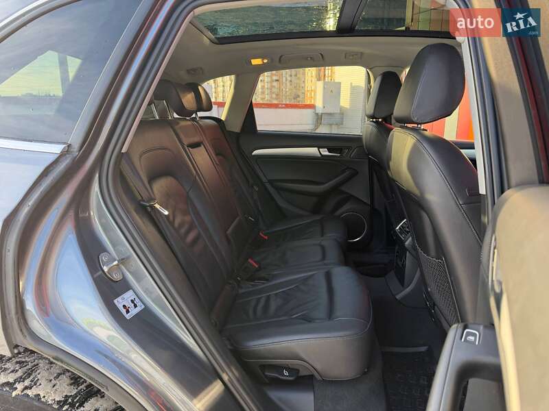 Внедорожник / Кроссовер Audi Q5 2015 в Киеве