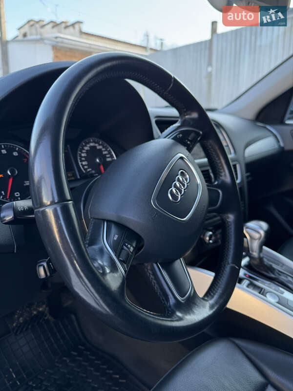 Внедорожник / Кроссовер Audi Q5 2015 в Тернополе