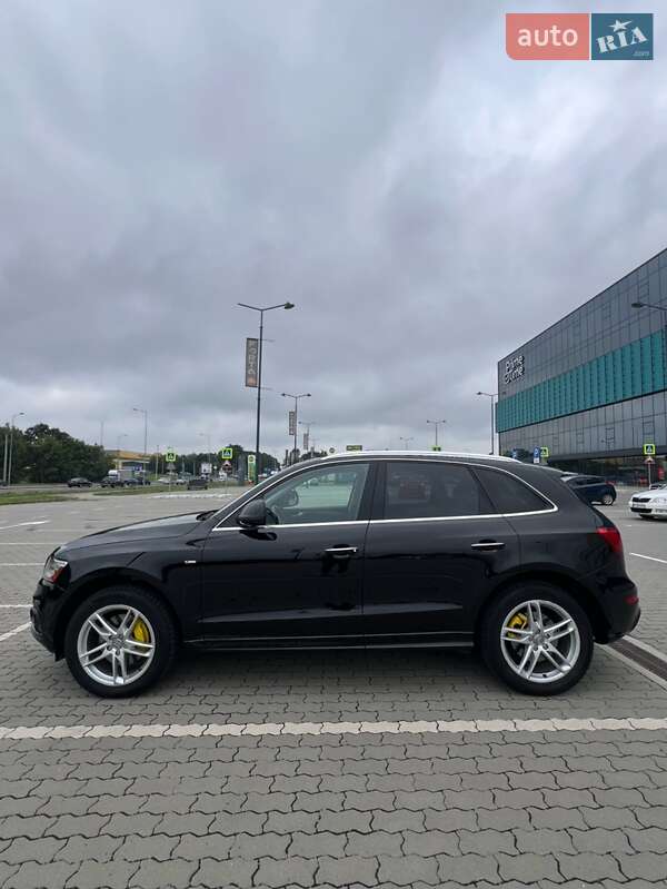 Позашляховик / Кросовер Audi Q5 2015 в Львові