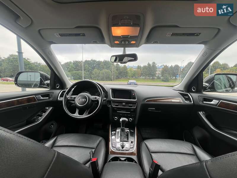 Позашляховик / Кросовер Audi Q5 2015 в Львові