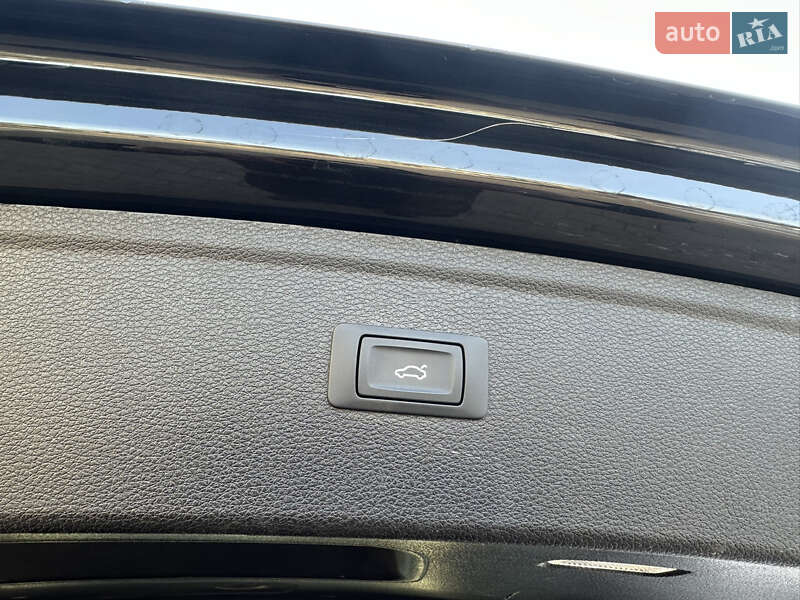 Позашляховик / Кросовер Audi Q5 2021 в Володимирі