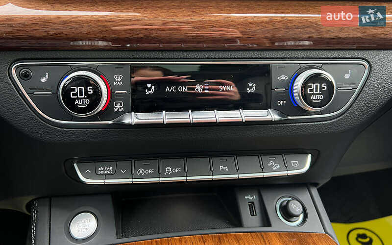 Внедорожник / Кроссовер Audi Q5 2023 в Львове