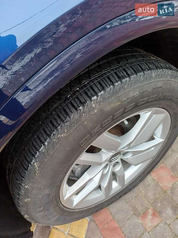 Позашляховик / Кросовер Audi Q5 2020 в Івано-Франківську