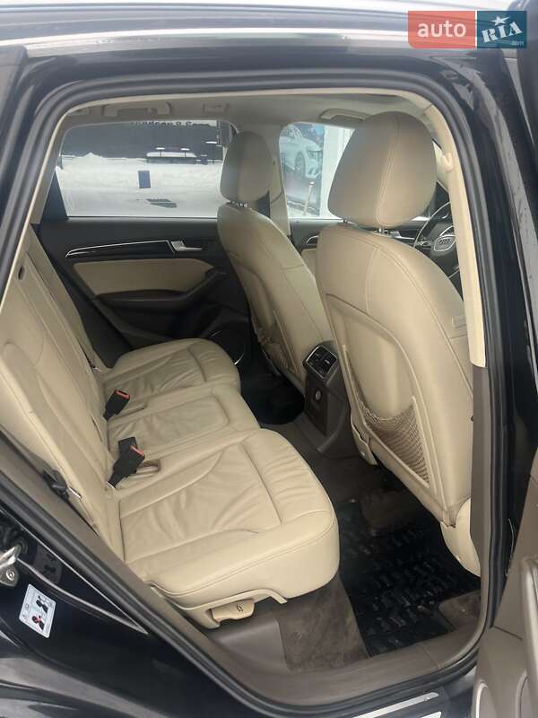 Внедорожник / Кроссовер Audi Q5 2014 в Ровно