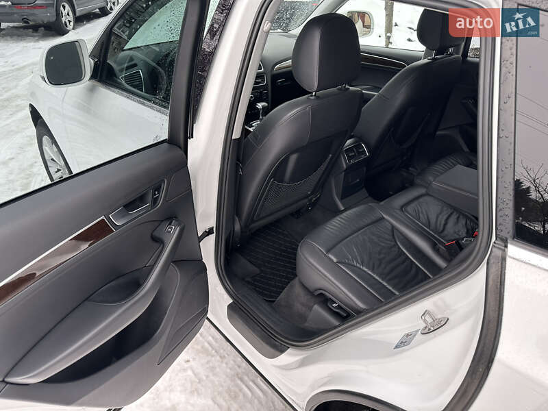 Внедорожник / Кроссовер Audi Q5 2015 в Виннице