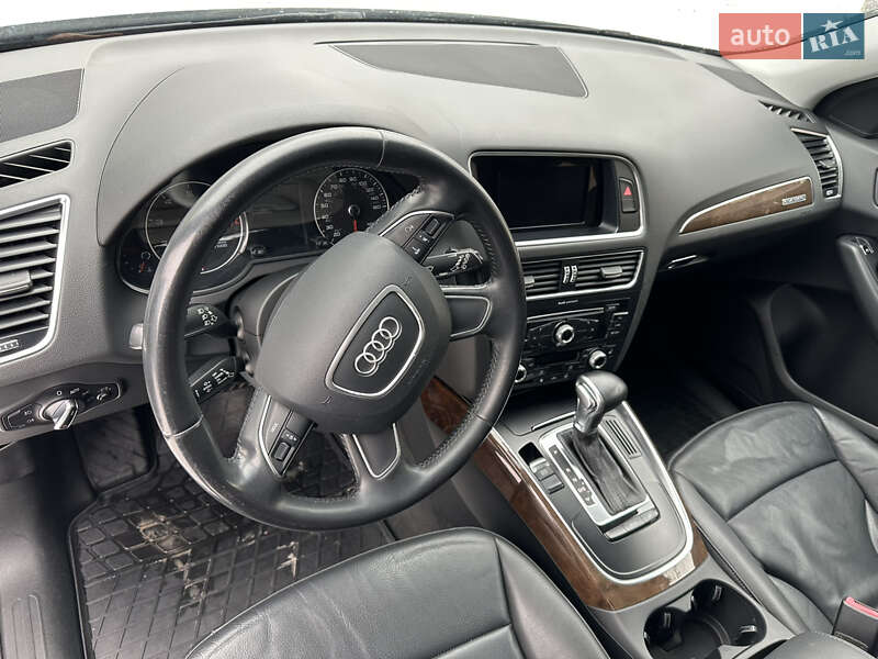 Внедорожник / Кроссовер Audi Q5 2015 в Виннице