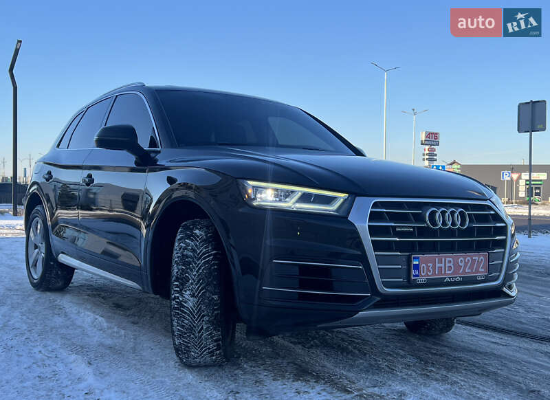 Внедорожник / Кроссовер Audi Q5 2017 в Луцке