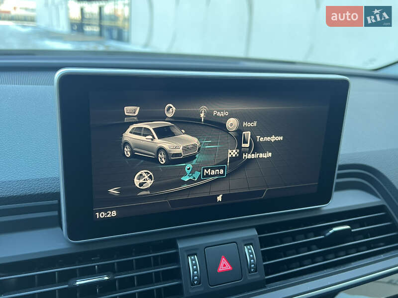 Внедорожник / Кроссовер Audi Q5 2017 в Луцке