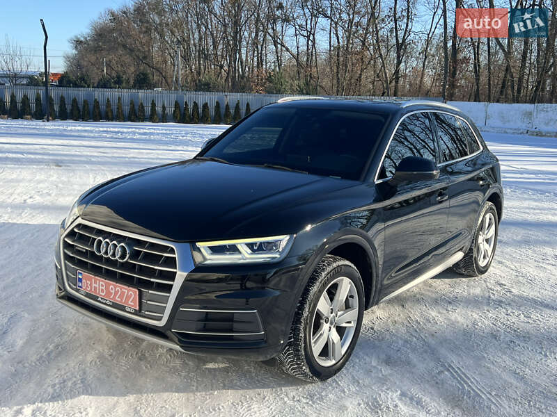 Внедорожник / Кроссовер Audi Q5 2017 в Луцке