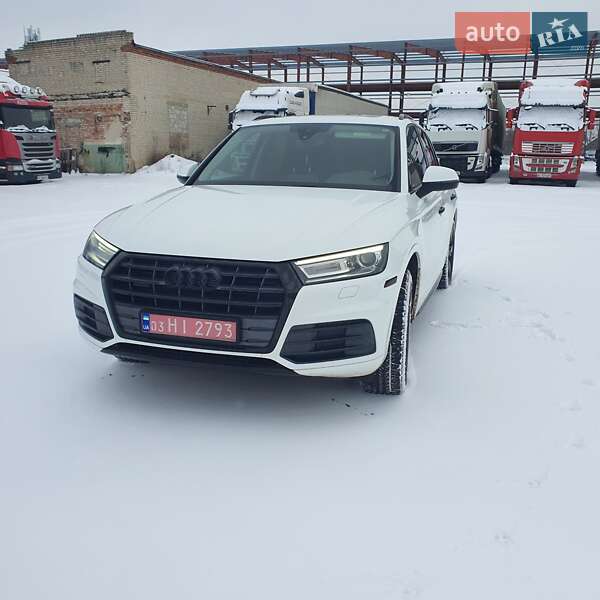 Внедорожник / Кроссовер Audi Q5 2017 в Луцке фото 6 Внедорожник / Кроссовер Audi Q5 2017 в Луцке