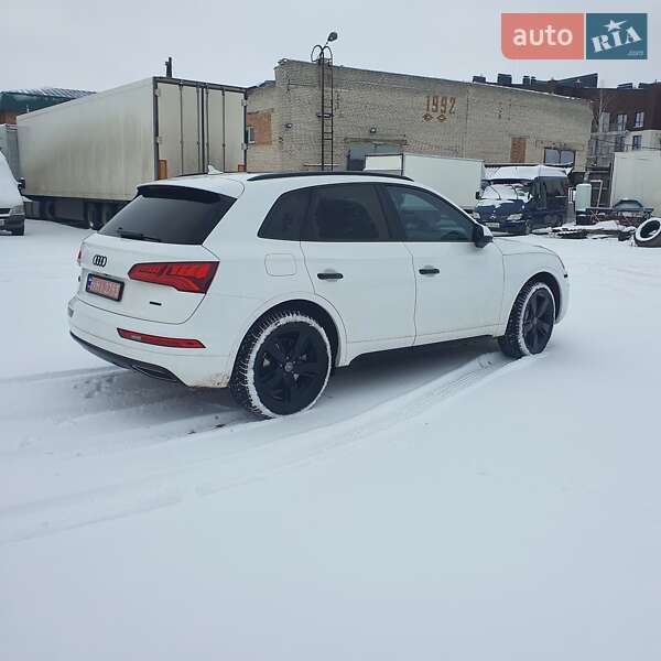 Внедорожник / Кроссовер Audi Q5 2017 в Луцке фото 10 Внедорожник / Кроссовер Audi Q5 2017 в Луцке