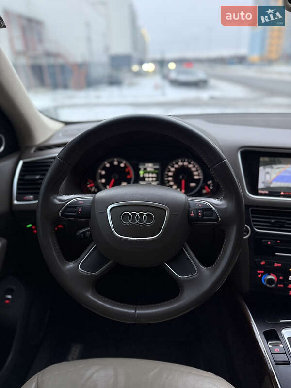 Внедорожник / Кроссовер Audi Q5 2013 в Киеве