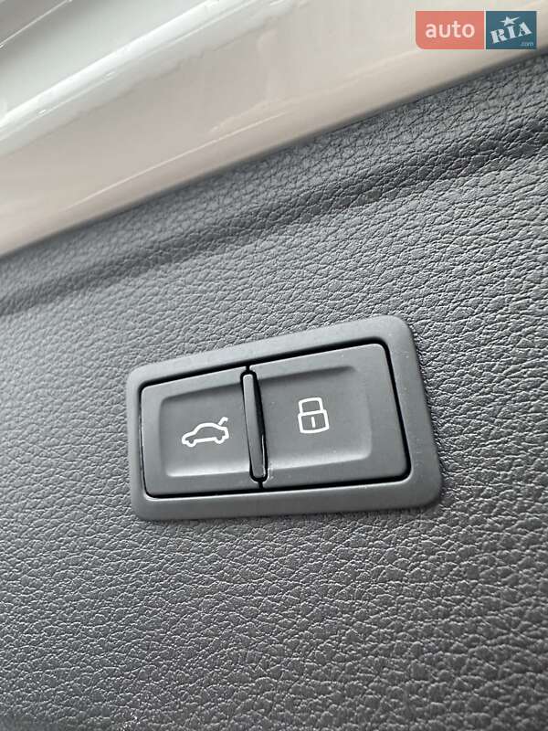 Внедорожник / Кроссовер Audi Q5 2022 в Белогородке