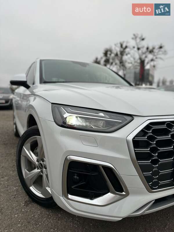 Внедорожник / Кроссовер Audi Q5 2022 в Белогородке