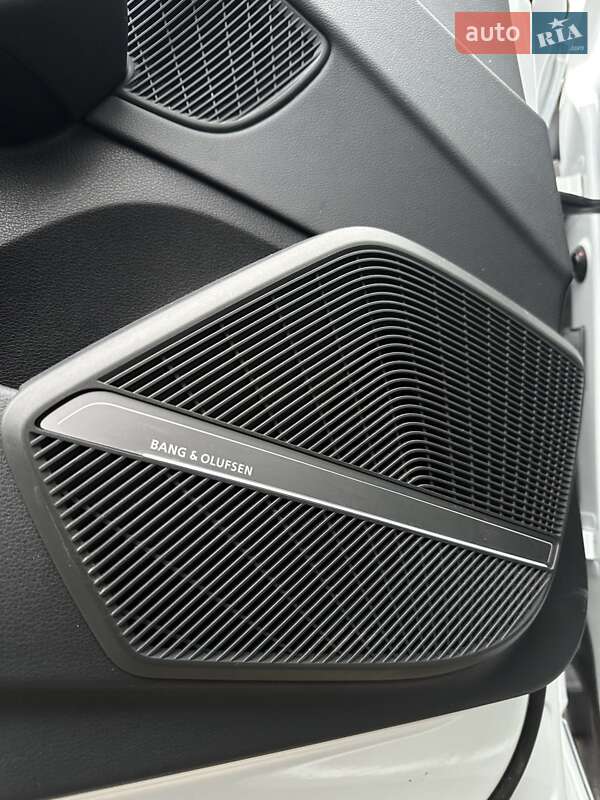 Внедорожник / Кроссовер Audi Q5 2022 в Белогородке