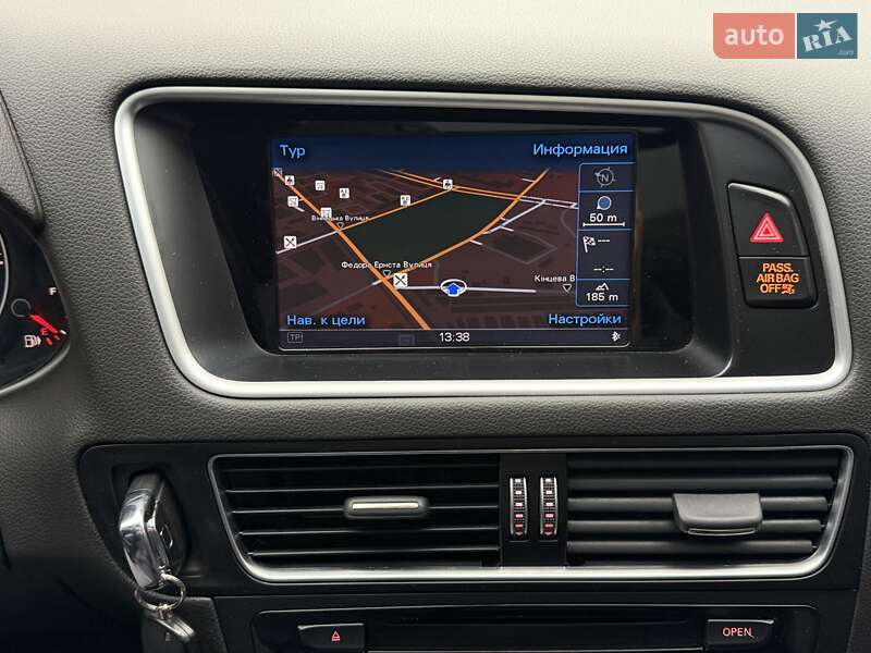 Внедорожник / Кроссовер Audi Q5 2016 в Киеве