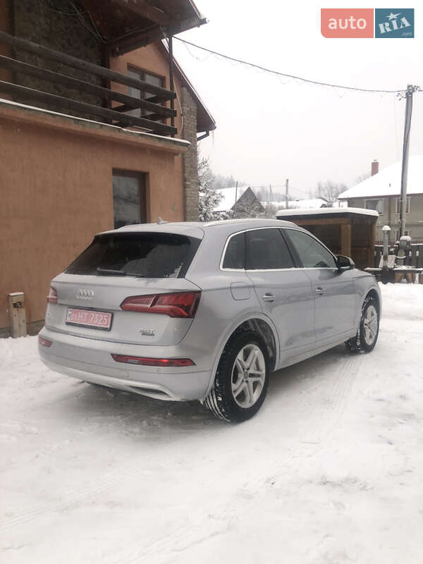 Внедорожник / Кроссовер Audi Q5 2018 в Сколе