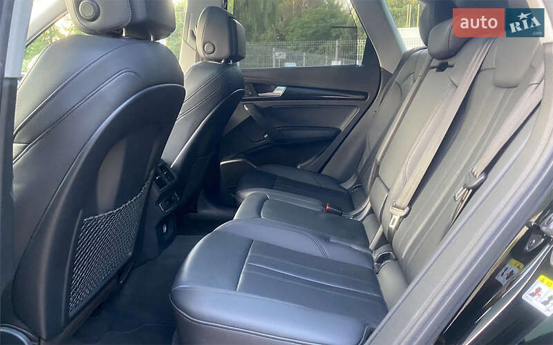 Внедорожник / Кроссовер Audi Q5 2018 в Львове