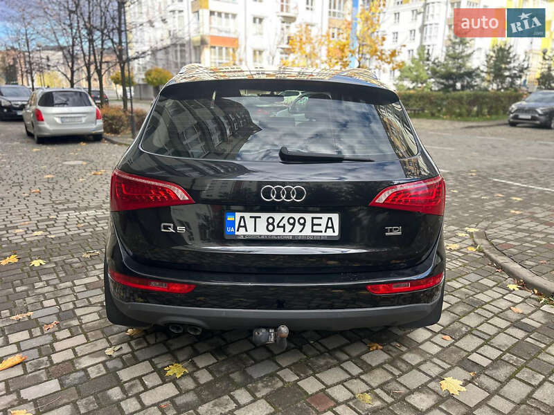 Внедорожник / Кроссовер Audi Q5 2011 в Богородчанах