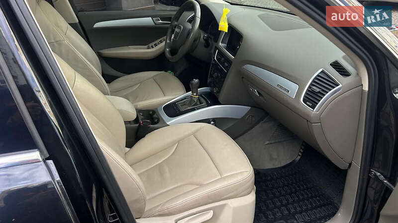 Внедорожник / Кроссовер Audi Q5 2011 в Богородчанах