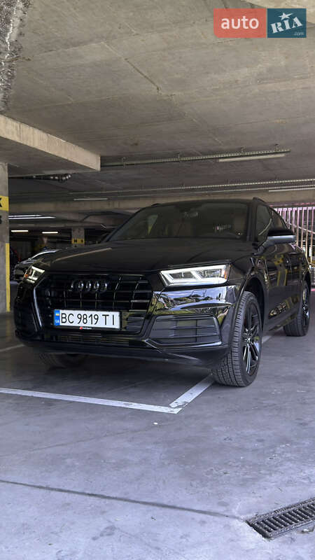 Внедорожник / Кроссовер Audi Q5 2017 в Львове