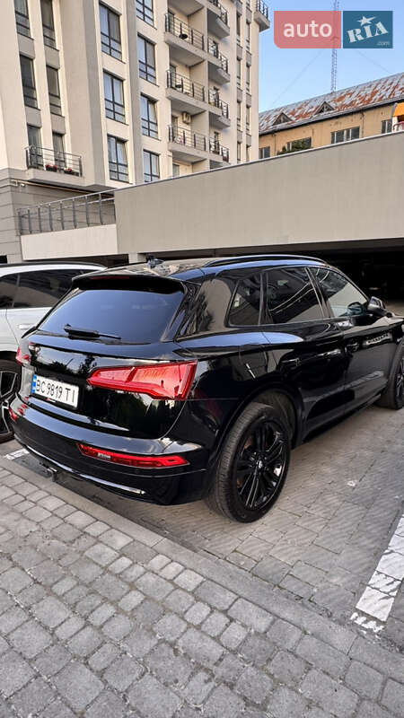 Внедорожник / Кроссовер Audi Q5 2017 в Львове