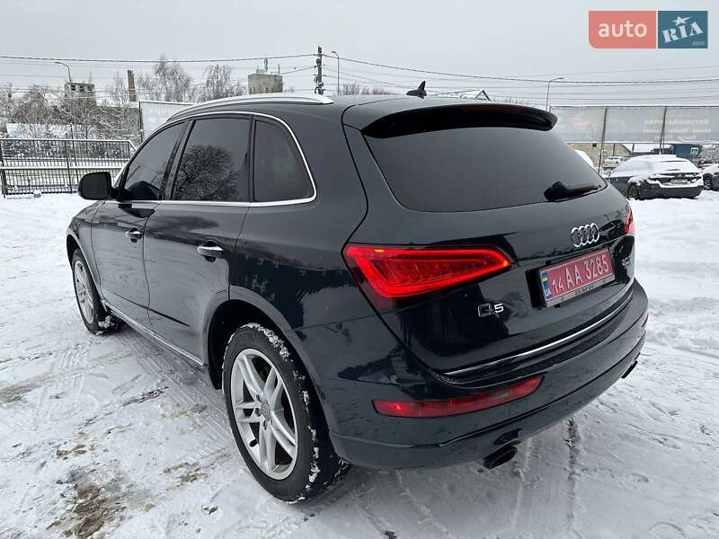 Позашляховик / Кросовер Audi Q5 2017 в Львові