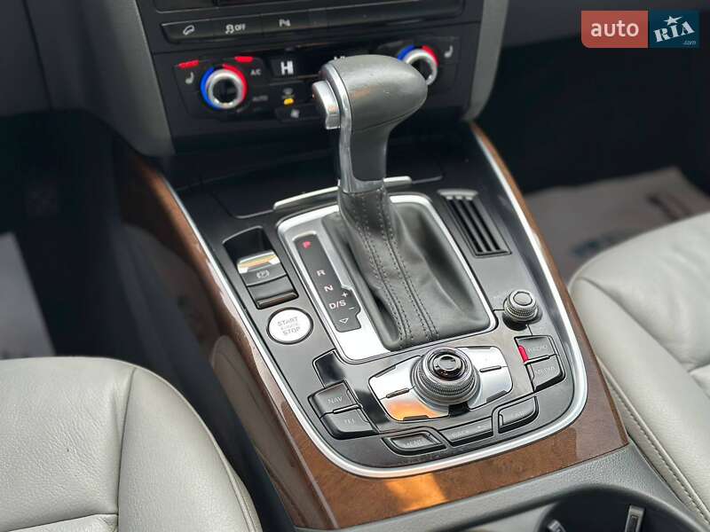 Позашляховик / Кросовер Audi Q5 2017 в Львові