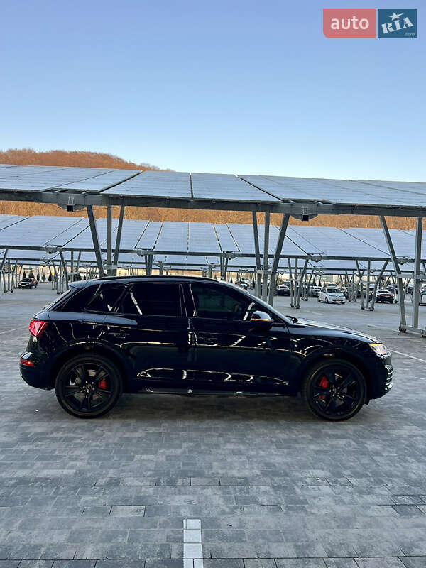 Внедорожник / Кроссовер Audi Q5 2019 в Львове