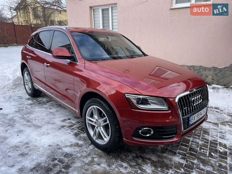 Внедорожник / Кроссовер Audi Q5 2014 в Черновцах