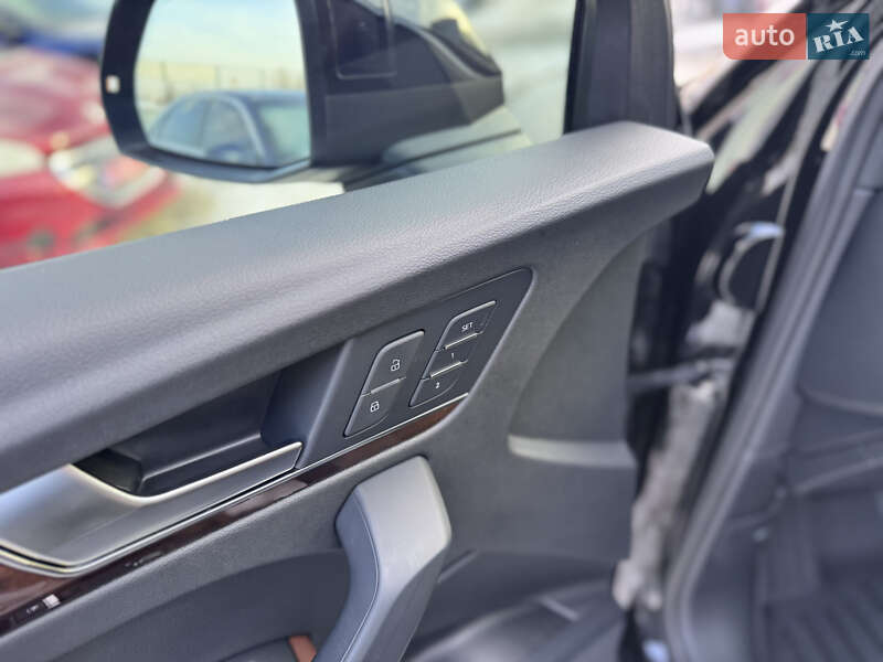 Внедорожник / Кроссовер Audi Q5 2020 в Ивано-Франковске