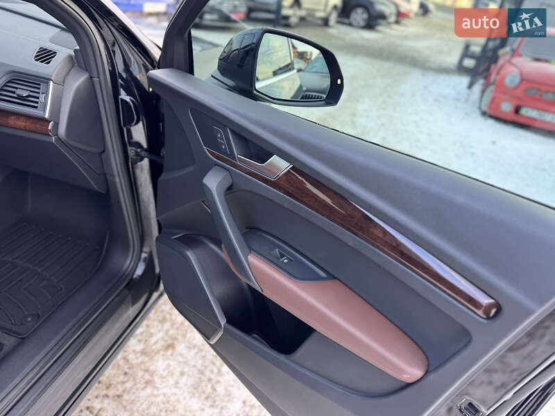 Внедорожник / Кроссовер Audi Q5 2020 в Ивано-Франковске