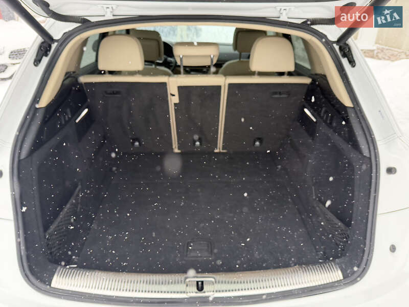 Внедорожник / Кроссовер Audi Q5 2018 в Луцке