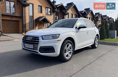 Позашляховик / Кросовер Audi Q5 2018 в Вінниці