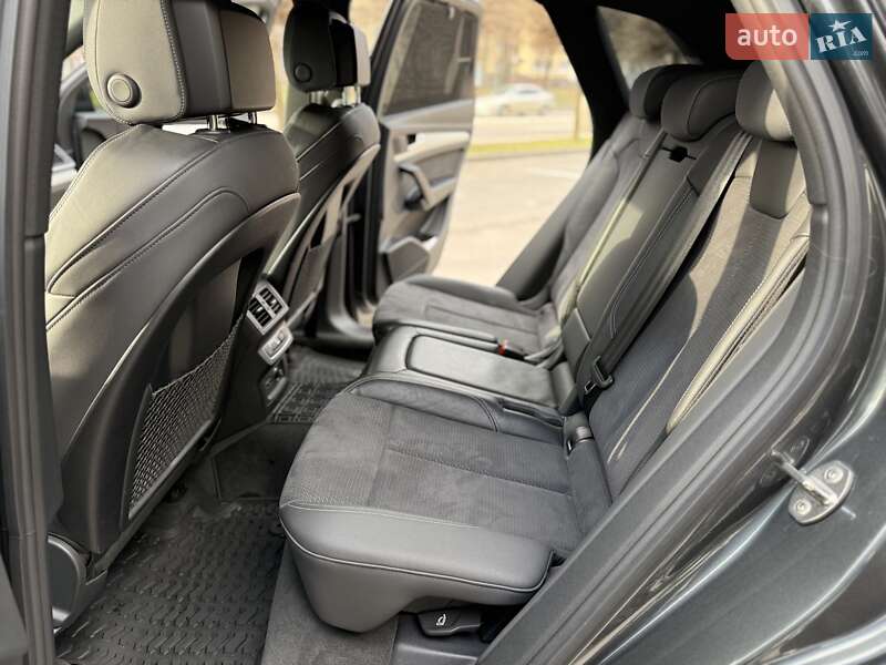 Внедорожник / Кроссовер Audi Q5 2020 в Днепре фото 25 Внедорожник / Кроссовер Audi Q5 2020 в Днепре