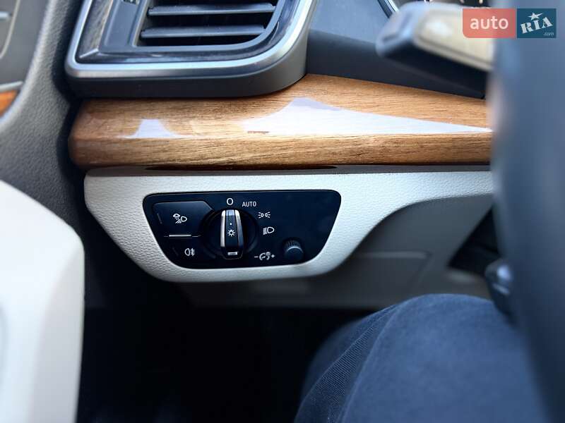 Внедорожник / Кроссовер Audi Q5 2021 в Львове