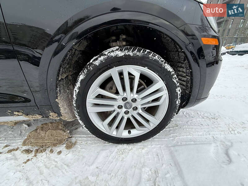 Внедорожник / Кроссовер Audi Q5 2017 в Львове