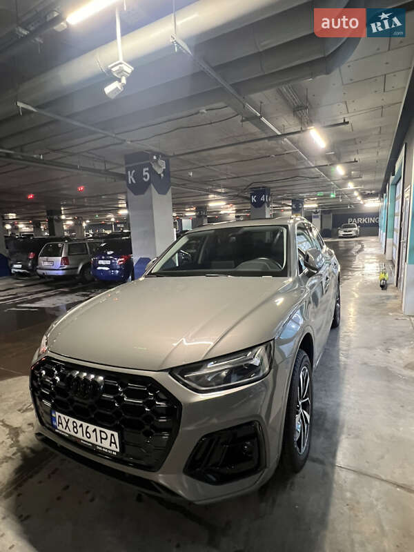 Внедорожник / Кроссовер Audi Q5 2022 в Харькове