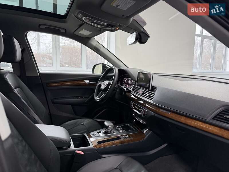 Внедорожник / Кроссовер Audi Q5 2017 в Полтаве