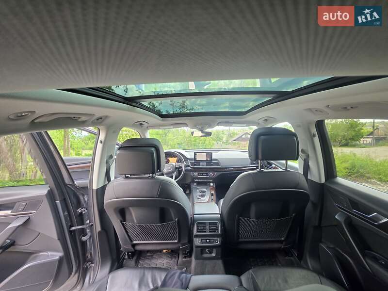 Внедорожник / Кроссовер Audi Q5 2018 в Днепре