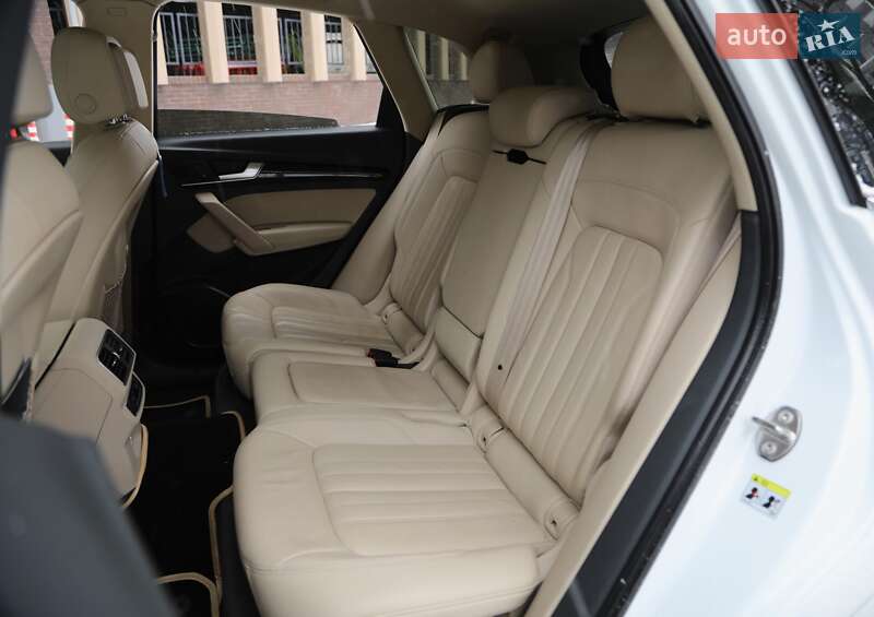 Внедорожник / Кроссовер Audi Q5 2019 в Харькове