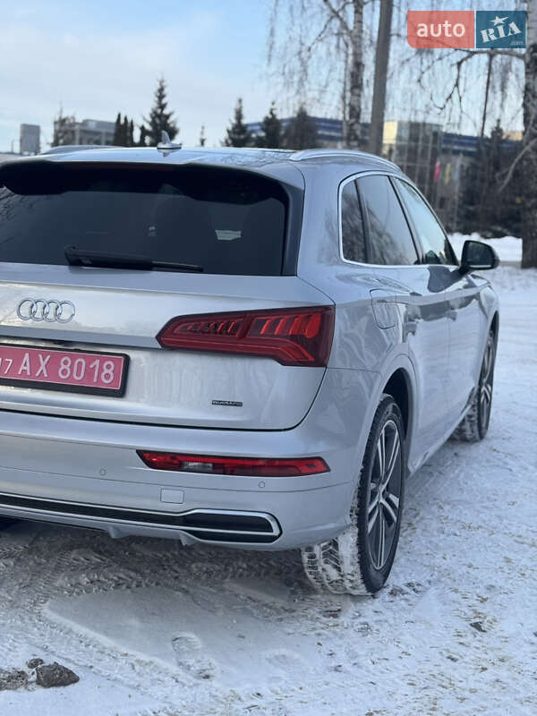 Внедорожник / Кроссовер Audi Q5 2019 в Лубнах