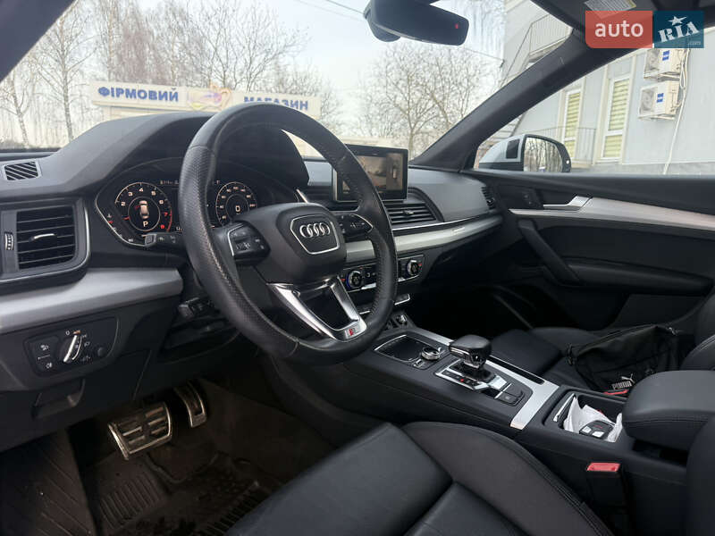 Внедорожник / Кроссовер Audi Q5 2019 в Лубнах