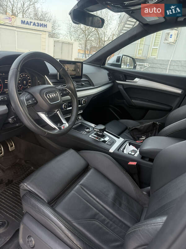 Внедорожник / Кроссовер Audi Q5 2019 в Лубнах